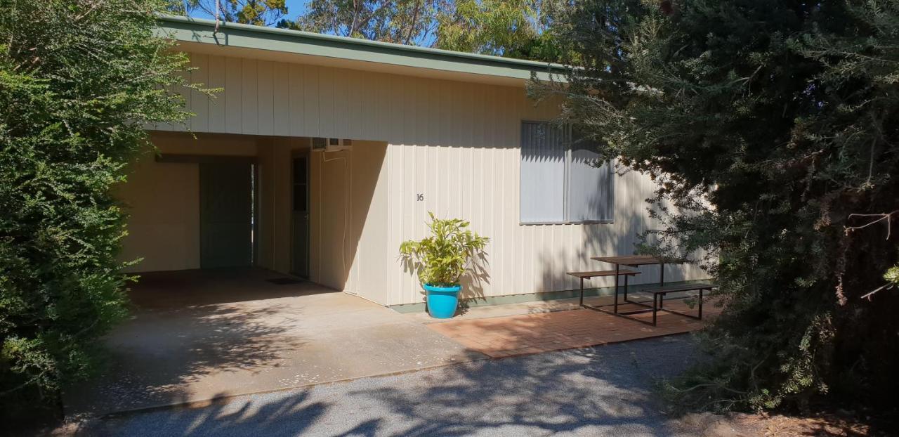 Modra'S Apartments Tumby Bay Esterno foto